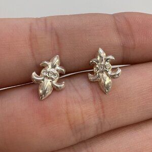 Tiny Silver Fleur-De-Lis Design Crystal Accent Stones Stud Earrings One Size